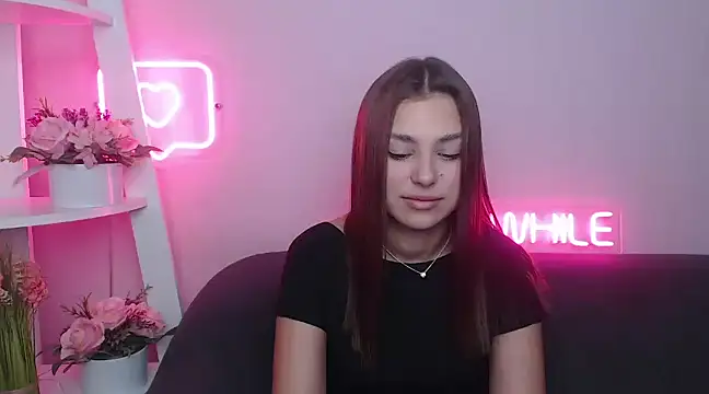 Snapshot of MilanaAngelAs chatting on January 2025 05:47:02 AM MilanaAngelAs online show from January 2025 05:47:02 AM