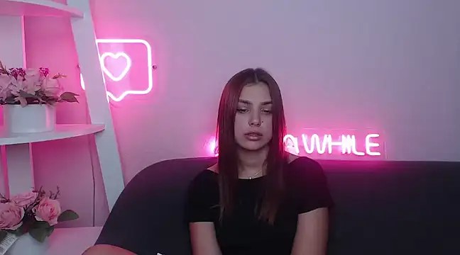 Snapshot of MilanaAngelAs chatting on February 2025 11:49:02 AM MilanaAngelAs online show from February 2025 11:49:02 AM