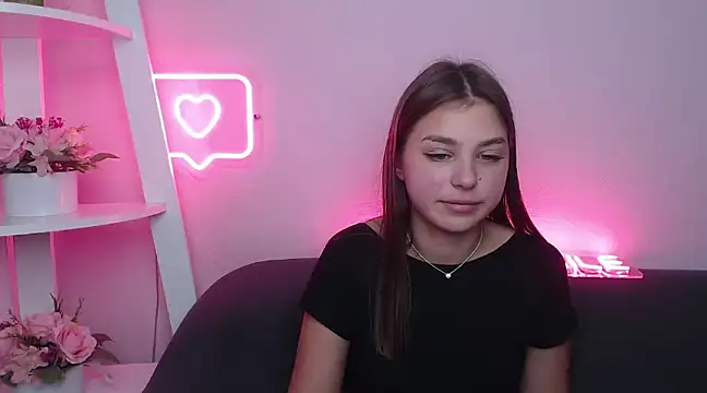 Snapshot of MilanaAngelAs chatting on February 2025 11:10:02 AM MilanaAngelAs online show from February 2025 11:10:02 AM