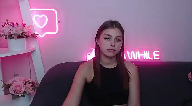 Snapshot of MilanaAngelAs chatting on February 2025 02:48:02 PM MilanaAngelAs online show from February 2025 02:48:02 PM