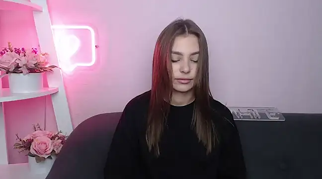 Snapshot of MilanaAngelAs chatting on March 2025 05:42:02 AM MilanaAngelAs online show from March 2025 05:42:02 AM