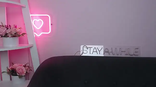 Snapshot of MilanaAngelAs chatting on March 2025 05:41:02 PM MilanaAngelAs online show from March 2025 05:41:02 PM