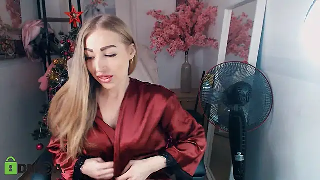 Snapshot of _KittyBoo chatting on December 2024 08:36:02 AM KittyBoo online show from December 2024 08:36:02 AM