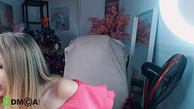 Snapshot of _KittyBoo chatting on January 2025 04:46:01 PM KittyBoo online show from January 2025 04:46:01 PM