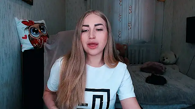 Snapshot of _KittyBoo chatting on September 2025 11:35:02 AM KittyBoo online show from September 2025 11:35:02 AM