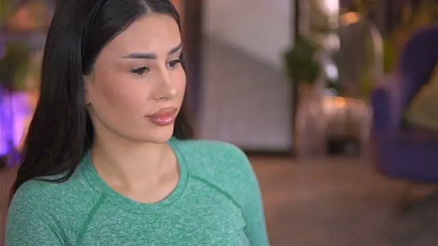 EvaZane online show from January 2025 10:43:02 AM