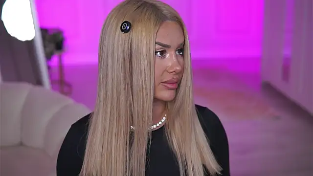 Snapshot of EvaZane chatting on January 2026 08:56:01 PM EvaZane online show from January 2026 08:56:01 PM