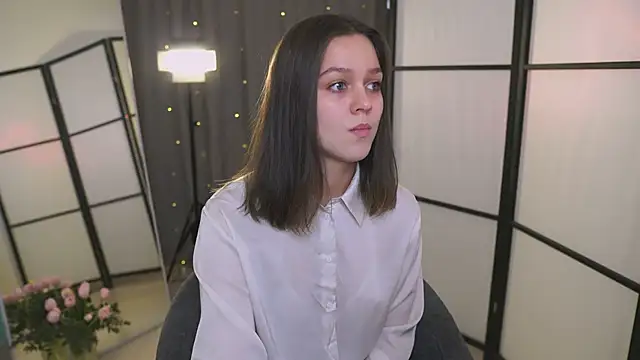 Addelin Moon online show from March 2025 03:27:02 PM