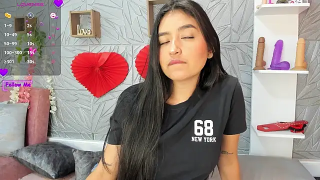 LilithKlain  online show from February 2025 01:24:01 PM