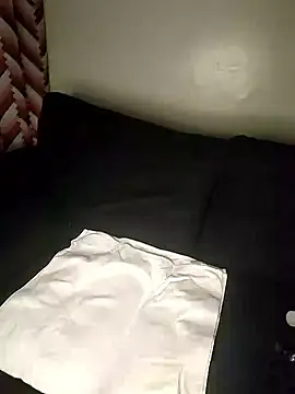 KikiLovesD online show from January 2026 08:52:01 AM