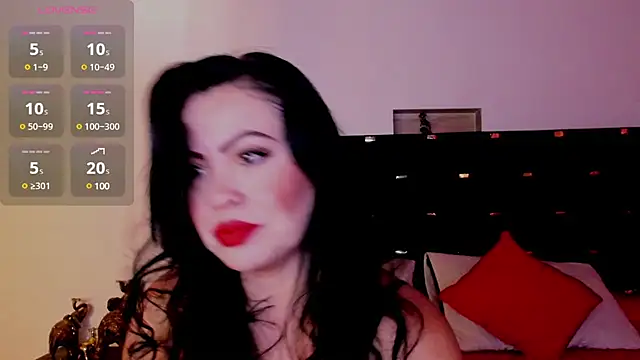 charlottemeyerr online show from December 2024 04:17:01 PM