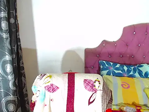 KandyHot  online show from February 2025 01:08:01 AM