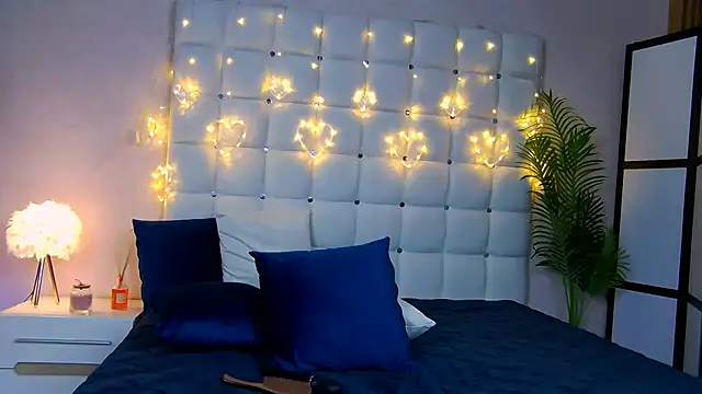 Snapshot of NicoleRosss chatting on January 2025 05:42:01 PM NicoleRosss online show from January 2025 05:42:01 PM