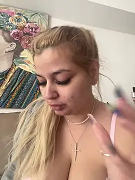 AllysonK online show from May 2026 11:07:01 AM