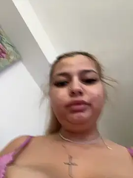AllysonK online show from May 2026 03:19:02 PM