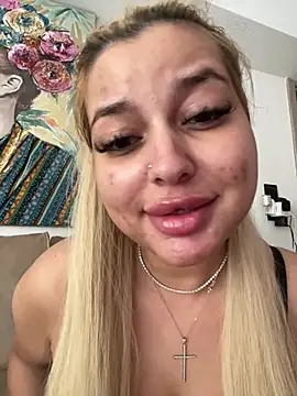 AllysonK online show from May 2026 11:49:02 AM