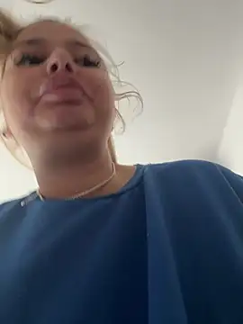 AllysonK online show from May 2026 10:11:02 AM