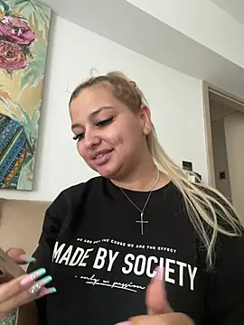 AllysonK online show from May 2026 12:35:02 PM