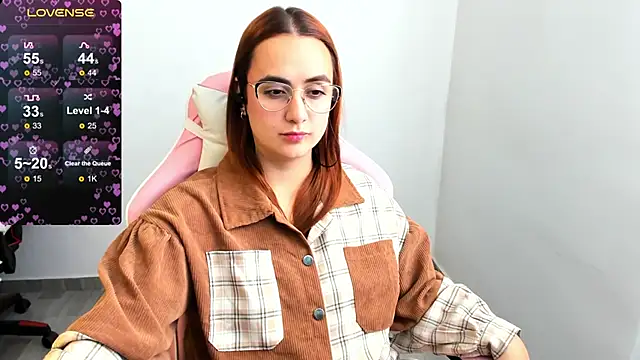 maryluna95 online show from February 2025 07:51:01 PM