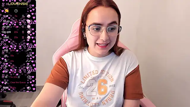 maryluna95 online show from February 2025 02:46:01 AM