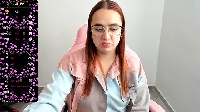 maryluna95 online show from February 2025 07:42:02 PM