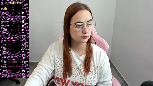 maryluna95 online show from March 2025 05:00:02 PM