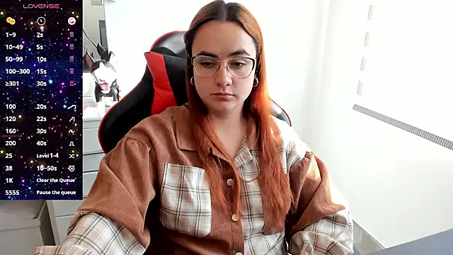 maryluna95 online show from September 2025 09:04:01 PM