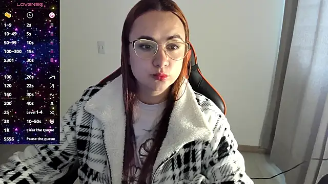 maryluna95 online show from October 2025 04:19:01 PM