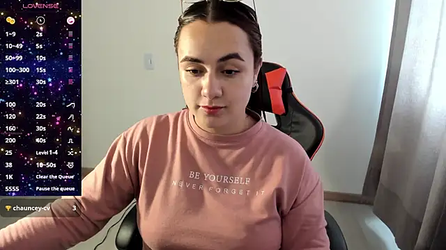 maryluna95 online show from October 2025 07:16:02 PM