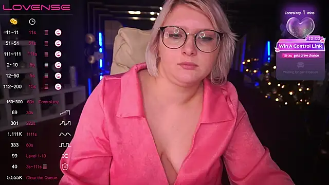 Snapshot of CoolTatis chatting on January 2025 11:38:02 PM CoolTatis online show from January 2025 11:38:02 PM