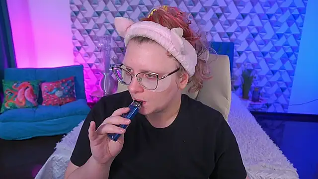 CoolTatis online show from May 2026 01:16:02 PM