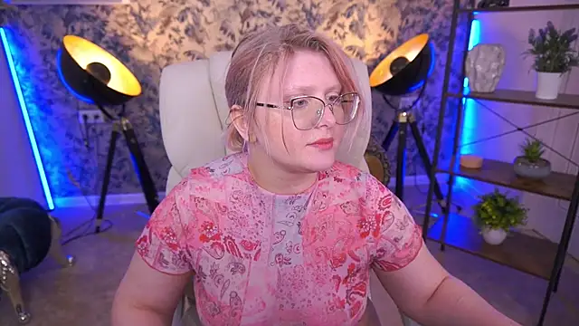 CoolTatis online show from June 2026 12:46:02 PM