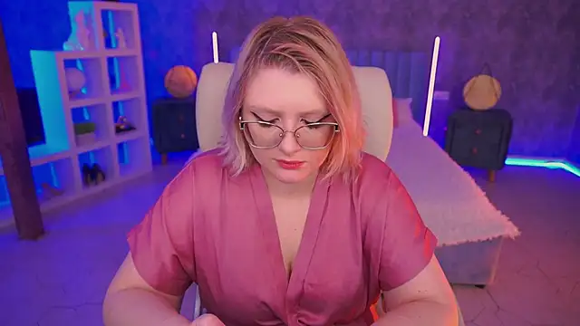 CoolTatis online show from June 2026 06:07:01 AM