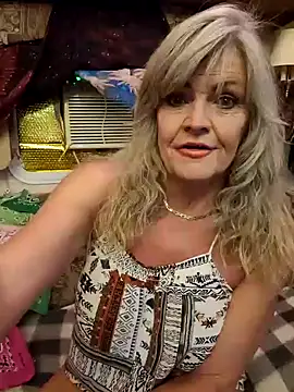 Snapshot of annika_lately chatting on September 2025 02:25:01 AM annika lately online show from September 2025 02:25:01 AM