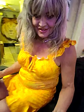 Snapshot of annika_lately chatting on October 2025 03:42:02 AM annika lately online show from October 2025 03:42:02 AM