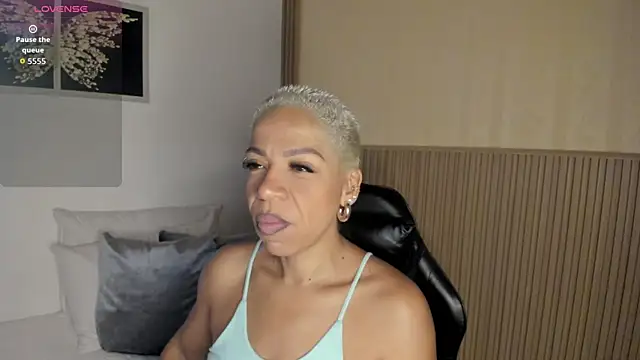 summer night  online show from February 2026 11:25:01 AM