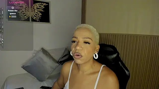 summer night  online show from April 2026 11:22:02 AM