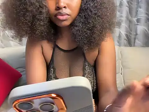 Chocolate queen2 online show from March 2026 04:37:01 AM