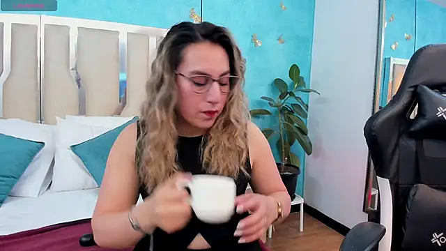 RubbyTaylor online show from April 2026 11:35:02 AM