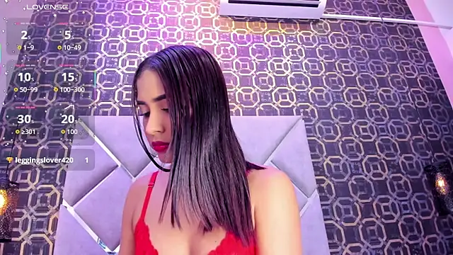 Snapshot of CherryBlossom23 chatting on November 2025 01:26:02 AM CherryBlossom23 online show from November 2025 01:26:02 AM