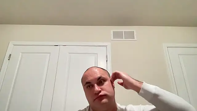 Snapshot of SluggishChase99 chatting on December 2024 02:42:02 AM SluggishChase99 online show from December 2024 02:42:02 AM