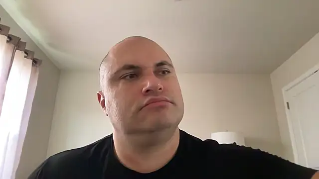 Snapshot of SluggishChase99 chatting on February 2025 06:38:01 PM SluggishChase99 online show from February 2025 06:38:01 PM