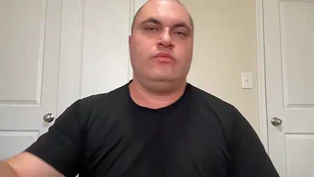 Snapshot of SluggishChase99 chatting on March 2025 08:43:02 PM SluggishChase99 online show from March 2025 08:43:02 PM