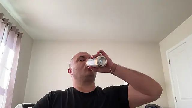 Snapshot of SluggishChase99 chatting on March 2025 02:29:02 PM SluggishChase99 online show from March 2025 02:29:02 PM