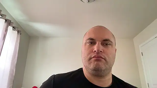 SluggishChase99 online show from February 2026 04:01:01 PM