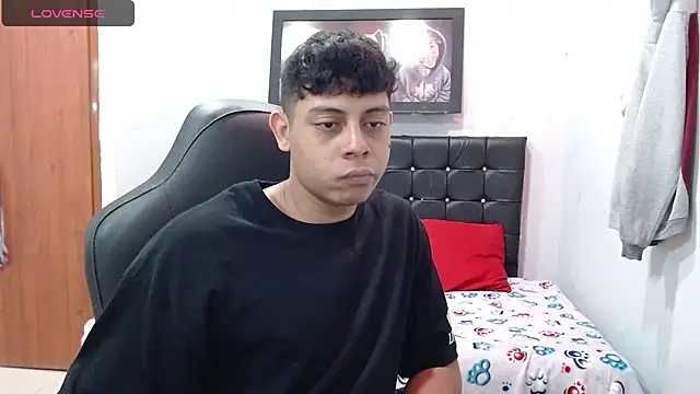 Snapshot of Wiiliam_20 chatting on February 2025 03:15:02 PM Wiiliam 20 online show from February 2025 03:15:02 PM