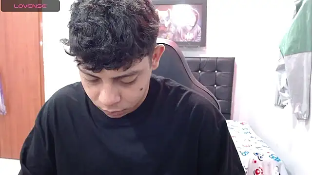 Snapshot of Wiiliam_20 chatting on February 2025 04:11:02 PM Wiiliam 20 online show from February 2025 04:11:02 PM