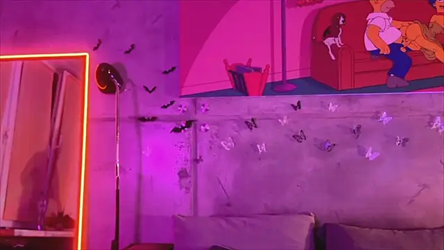 Snapshot of izi-fox chatting on February 2025 09:43:01 PM izi-fox online show from February 2025 09:43:01 PM