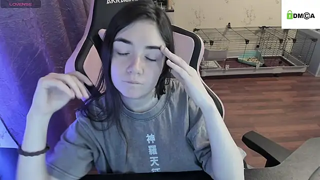 Crazy forest fairy online show from December 2024 04:08:02 AM