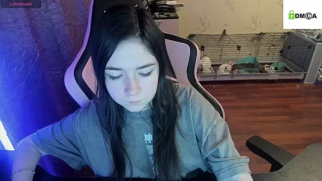 Crazy forest fairy online show from March 2025 11:14:02 PM